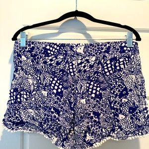 Lilly Pulitzer for target blue and white fish pattern women’s shorts